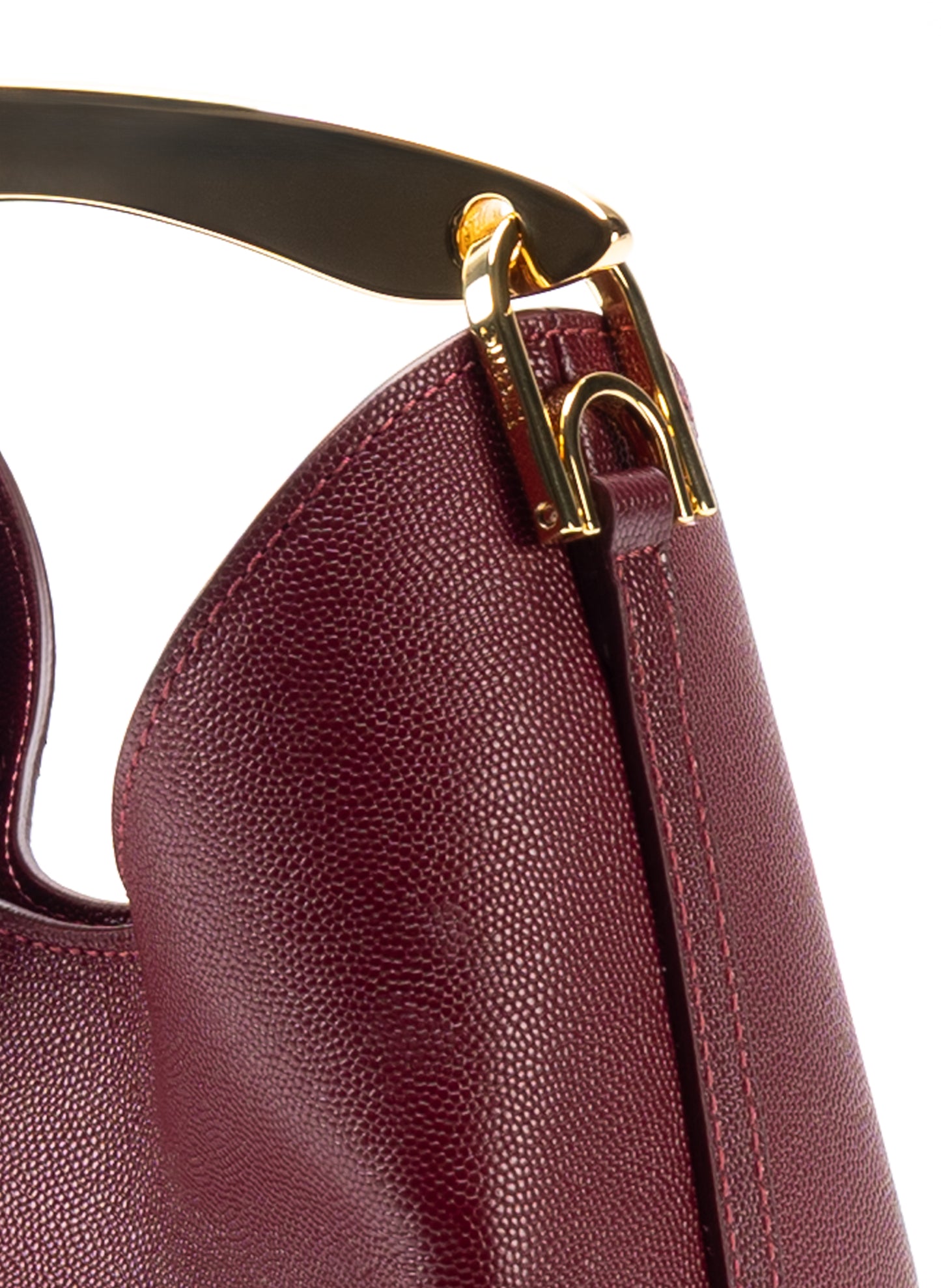 Small Boomerang Caviar Leather Burgundy