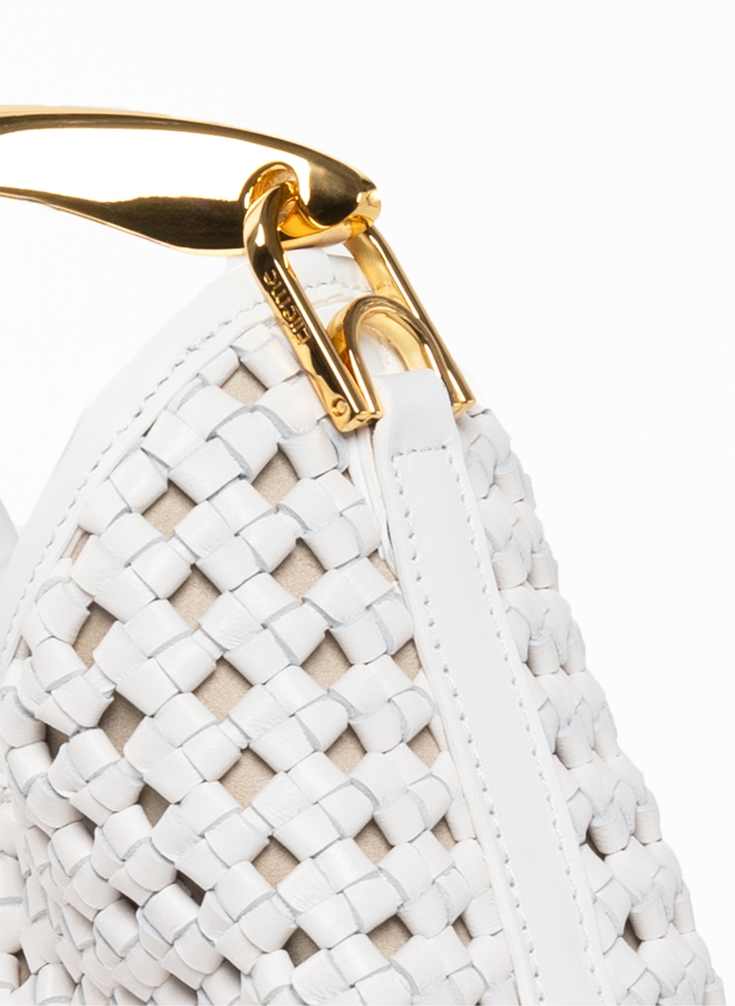 Small Boomerang Woven Leather White