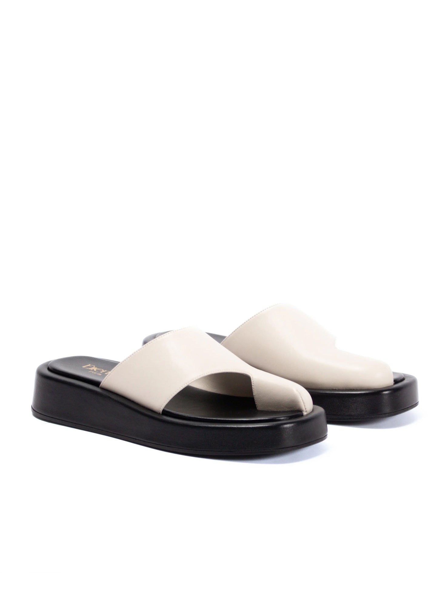 Cachecache Platform Black/Milk